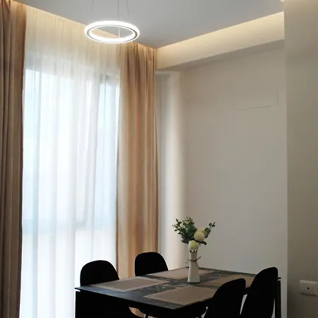 Apartment Lindi's 8/3 Tirana