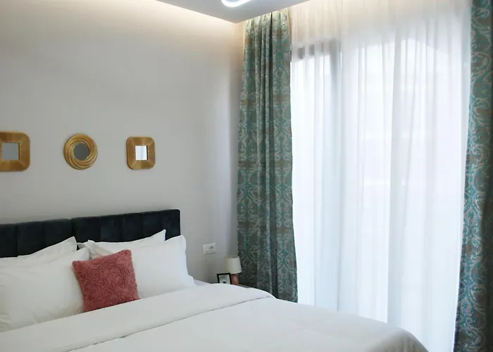 Lindi's 8/3 Appartamento Tirana